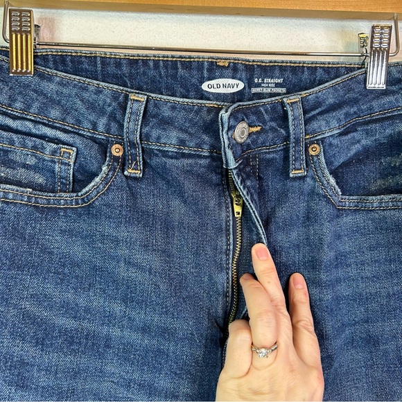 NWT Old Navy O.G. Straight High Rise Distressed Blue Jeans Margdes 10 - Picture 6 of 15